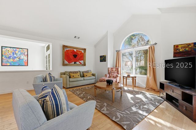 10 Off Shore, Hilton Head Island, SC 29928