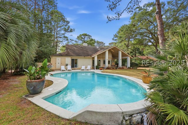 10 Off Shore, Hilton Head Island, SC 29928