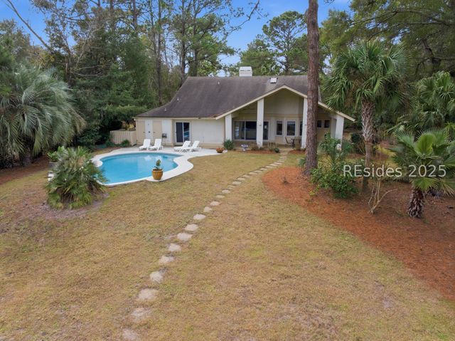 10 Off Shore, Hilton Head Island, SC 29928