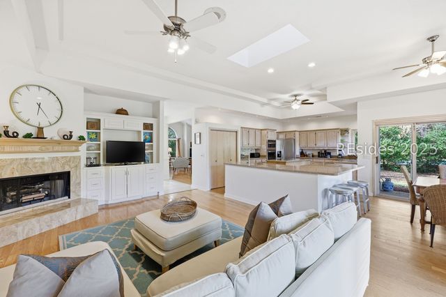 10 Off Shore, Hilton Head Island, SC 29928