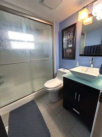 2S230 Ivy Lane, Lombard, IL 60148