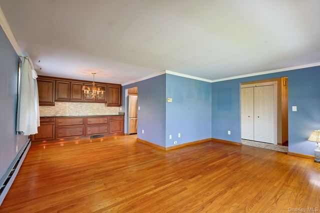 3 Regimental Place, New Windsor, NY 12553