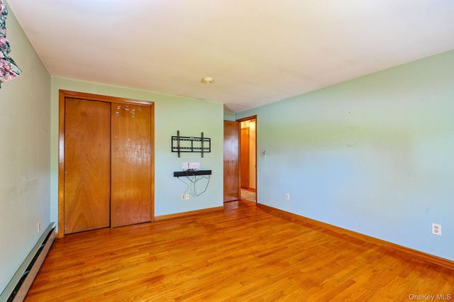 3 Regimental Place, New Windsor, NY 12553