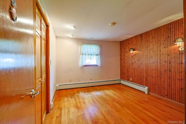 3 Regimental Place, New Windsor, NY 12553