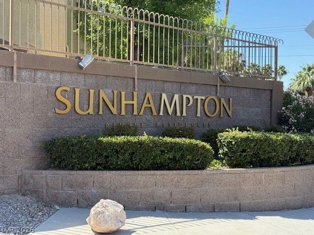 3672 Angela Robin Street 202, Las Vegas, NV 89129