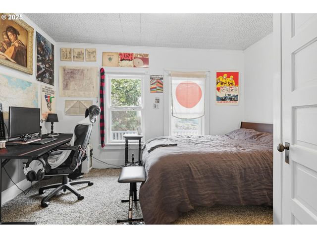 4215 Se 33RD Pl, Portland, OR 97202