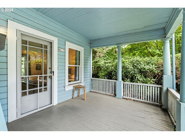 4215 Se 33RD Pl, Portland, OR 97202