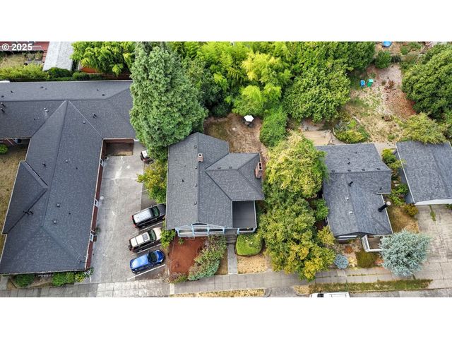 4215 Se 33RD Pl, Portland, OR 97202