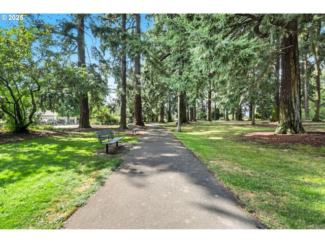 4215 Se 33RD Pl, Portland, OR 97202