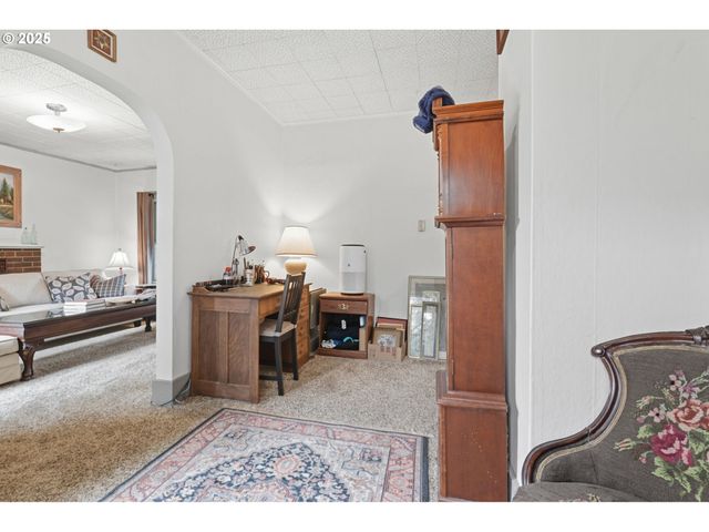 4215 Se 33RD Pl, Portland, OR 97202