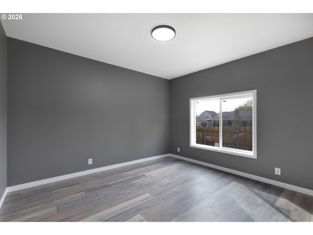 4849 SAN FRANCISCO Dr 21, Salem, OR 97305