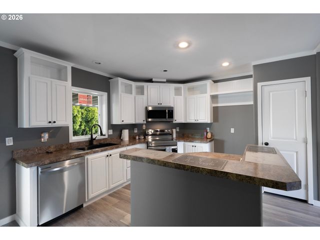 4849 SAN FRANCISCO Dr 21, Salem, OR 97305