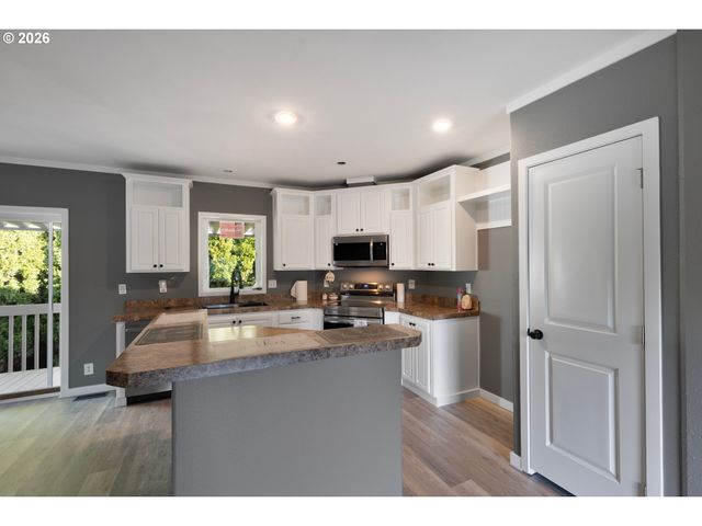 4849 SAN FRANCISCO Dr 21, Salem, OR 97305