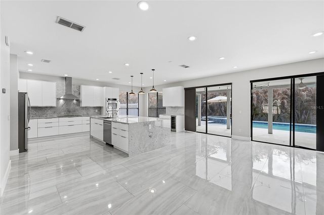 3335 RED ASH CIRCLE, Oviedo, FL 32766