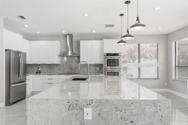 3335 RED ASH CIRCLE, Oviedo, FL 32766