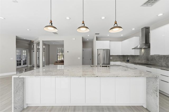 3335 RED ASH CIRCLE, Oviedo, FL 32766