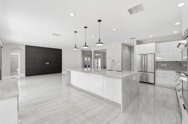 3335 RED ASH CIRCLE, Oviedo, FL 32766