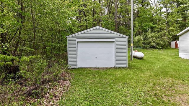 2957 6th Avenue, Grand Marsh, WI 53936