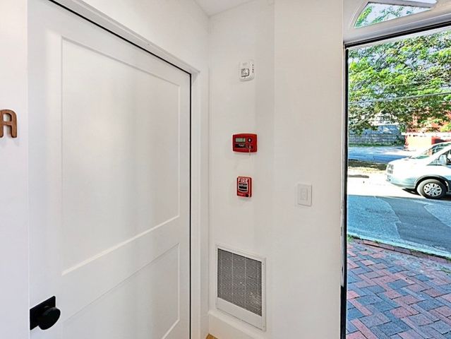 21-23 Middle 23 A, Newburyport, MA 01950