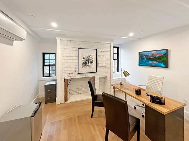 21-23 Middle 23 A, Newburyport, MA 01950