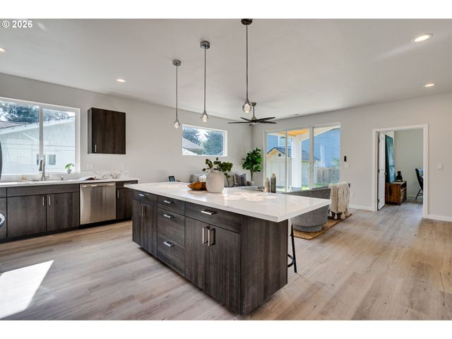 28683 Sw Canyon Creek Rd S, Wilsonville, OR 97070