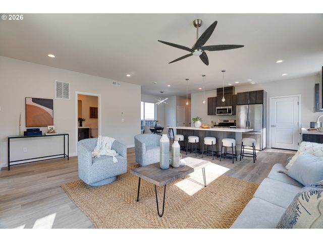 28683 Sw Canyon Creek Rd S, Wilsonville, OR 97070