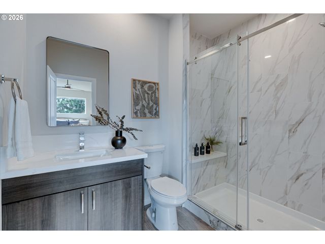 28683 Sw Canyon Creek Rd S, Wilsonville, OR 97070