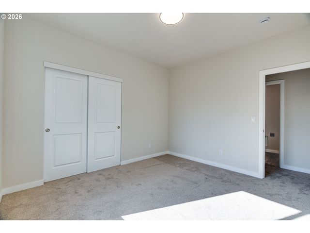 28683 Sw Canyon Creek Rd S, Wilsonville, OR 97070