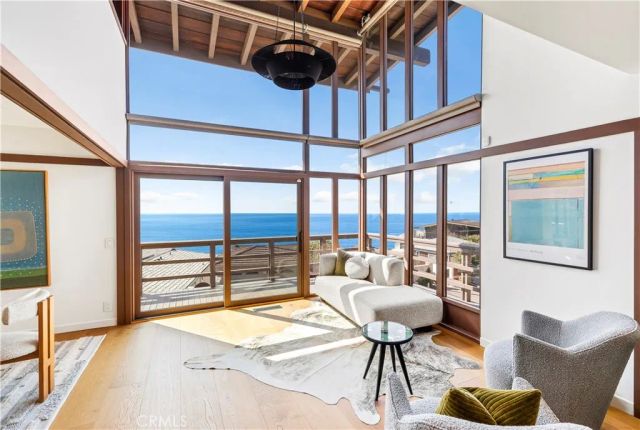 1944 Ocean Way, Laguna Beach, CA 92651