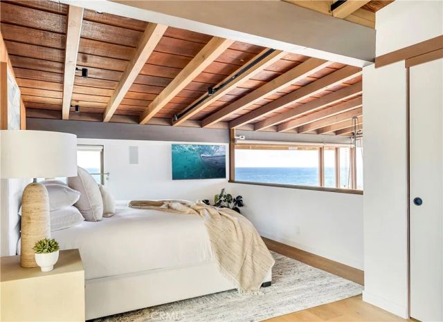 1944 Ocean Way, Laguna Beach, CA 92651