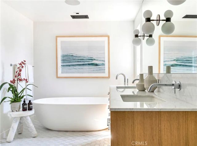 1944 Ocean Way, Laguna Beach, CA 92651