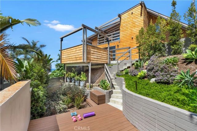1944 Ocean Way, Laguna Beach, CA 92651