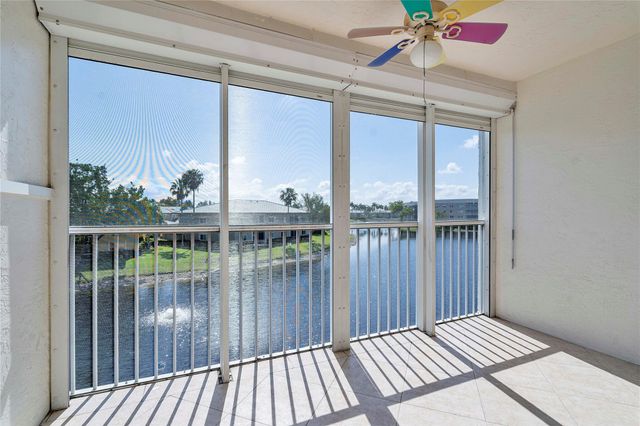 7866 Trent Dr 302, Tamarac, FL 33321