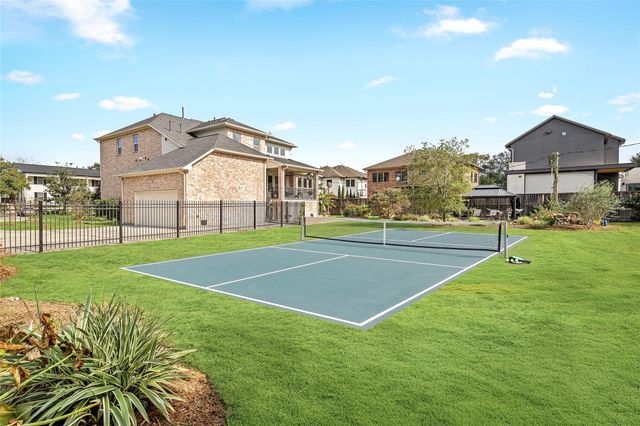 5319 Braesheather Drive, Houston, TX 77096