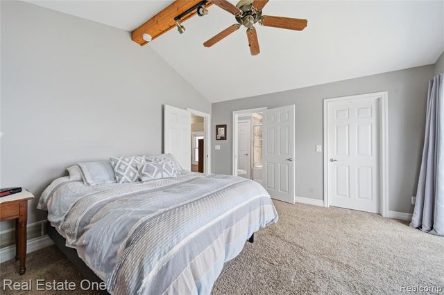 9528 Main Street, Whitmore Lake, MI 48189