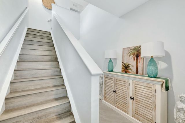 601 NE Waters Edge Lane 2101, Port St Lucie, FL 34983