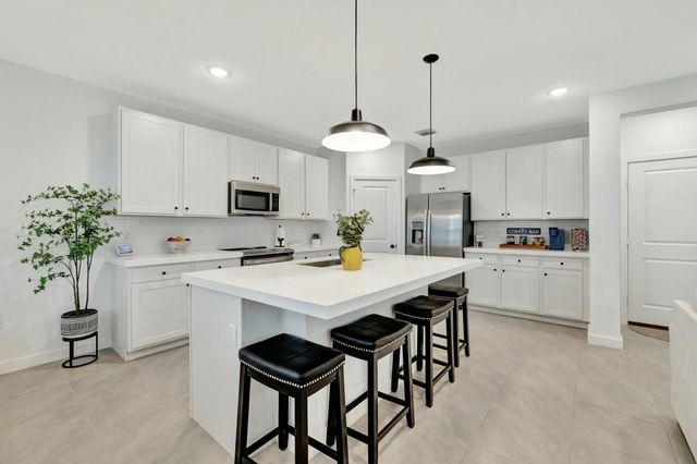 601 NE Waters Edge Lane 2101, Port St Lucie, FL 34983