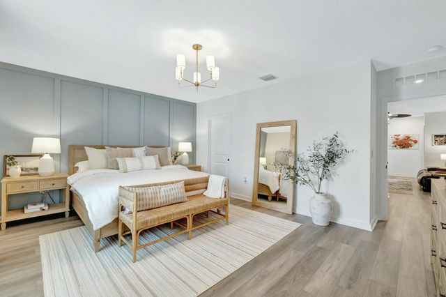 601 NE Waters Edge Lane 2101, Port St Lucie, FL 34983