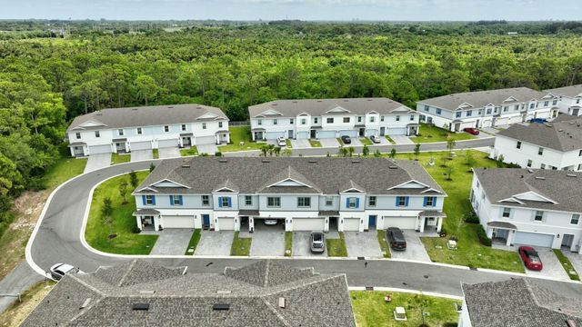 601 NE Waters Edge Lane 2101, Port St Lucie, FL 34983