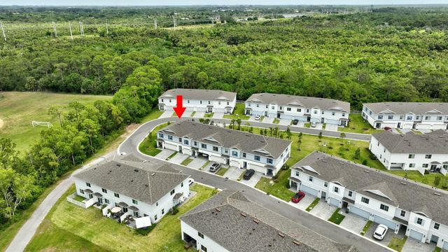 601 NE Waters Edge Lane 2101, Port St Lucie, FL 34983