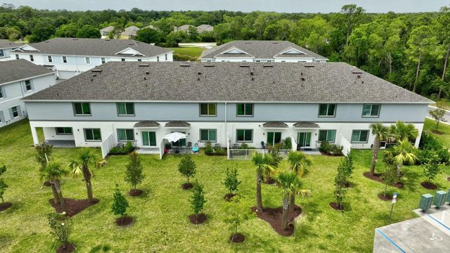 601 NE Waters Edge Lane 2101, Port St Lucie, FL 34983