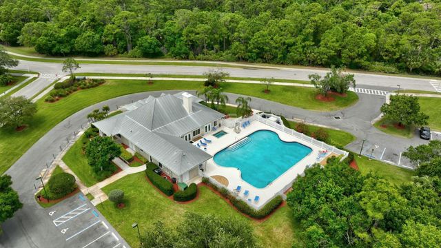 601 NE Waters Edge Lane 2101, Port St Lucie, FL 34983