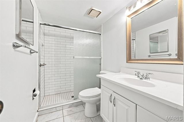 9081 W Swan Circle, St Louis, MO 63144