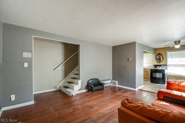 1445 Sulzer Avenue, Euclid, OH 44132