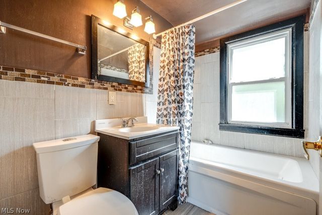 1445 Sulzer Avenue, Euclid, OH 44132