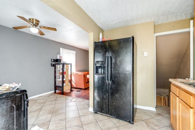 1445 Sulzer Avenue, Euclid, OH 44132