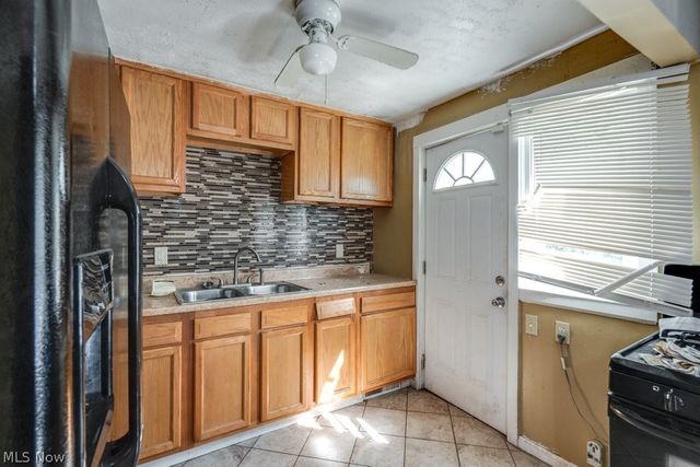 1445 Sulzer Avenue, Euclid, OH 44132