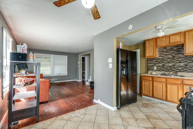 1445 Sulzer Avenue, Euclid, OH 44132