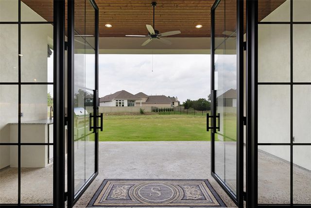 121 La Ventana DR, Liberty Hill, TX 78642