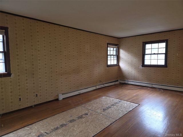 7 Michael Place, Nesconset, NY 11767